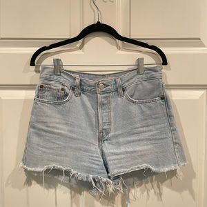 levi’s denim shorts
